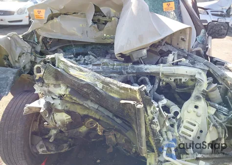 2015 Jeep Renegade Latitude z USA, uszkodzony, nr VIN ZACCJABT0FPB58428